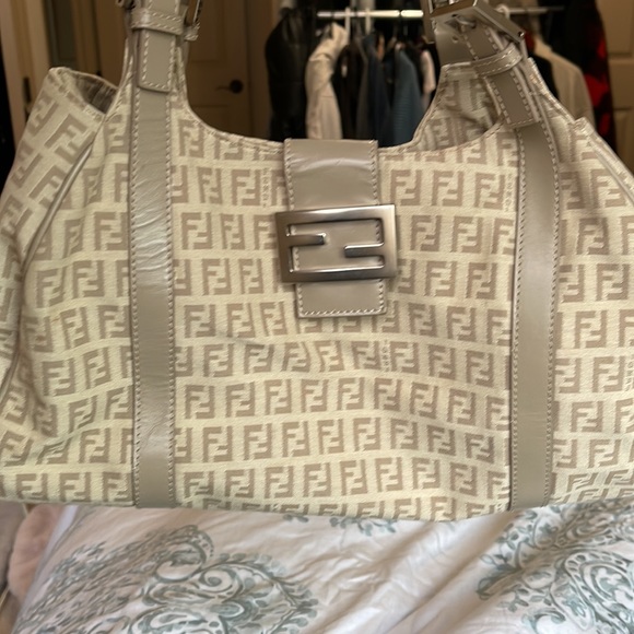 Authentic Fendi Zucchini canvas shoulder bag (tan/beige color) - Picture 10 of 15